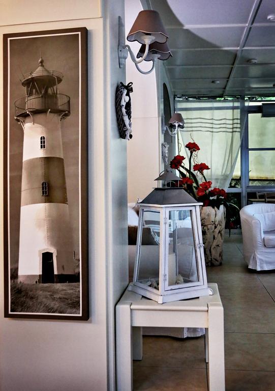 Hotel Santiago Milano Marittima Extérieur photo